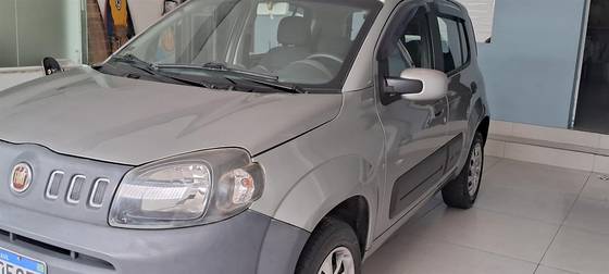 FIAT UNO 1.0 EVO VIVACE 8V FLEX 4P MANUAL FIAT UNO 1.0 EVO VIVACE 8V FLEX 4P MANUAL